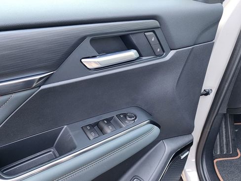 New 2026 GMC Acadia AT4 AWD/4WD image 14