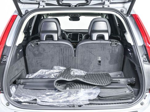 Certified 2024 Volvo XC90 T8 Plus w/ Protection Package Premier AWD/4WD image 30