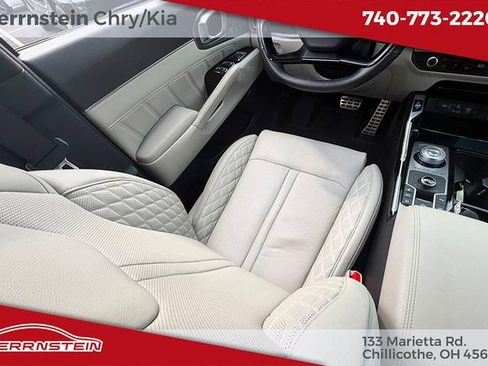 Used 2026 Kia Sorento SX Prestige AWD/4WD image 11