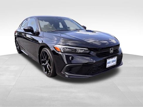 Used 2024 Honda Civic Sport image 1