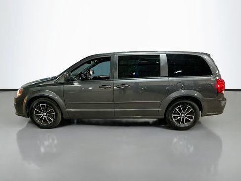 Used 2016 Dodge Grand Caravan R/T w/ Driver Convenience Group FWD image 9