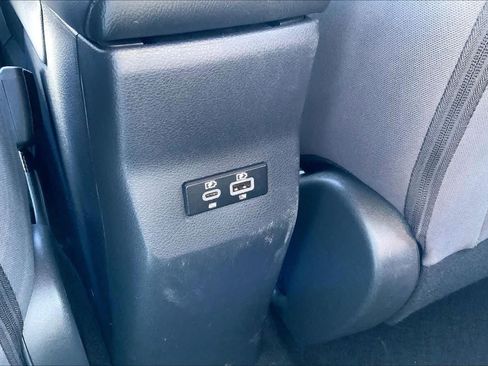 Used 2026 Nissan Kicks SV w/ Charging Package FWD image 32