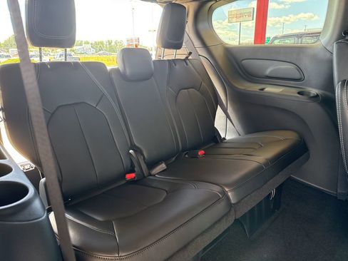 New 2026 Chrysler Voyager LX image 31