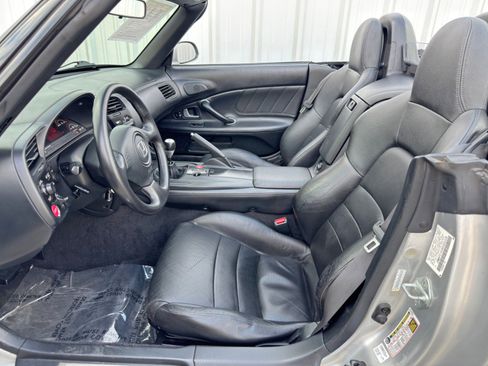 Used 2006 Honda S2000 image 14
