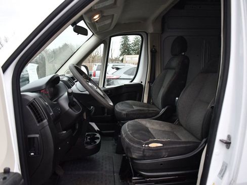Used 2016 RAM ProMaster 2500 w/ Premium Appearance Group image 10