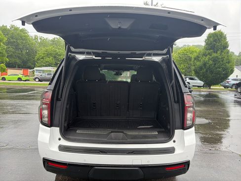 Used 2023 Chevrolet Tahoe RST w/ Luxury Package AWD/4WD image 28