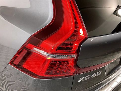 Used 2021 Volvo XC60 T6 Inscription w/ Advanced Package AWD/4WD image 27