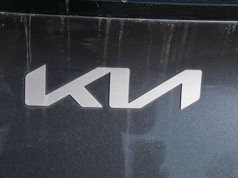 Used 2025 Kia Sportage SX image 14