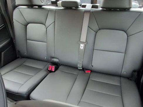 New 2026 Chevrolet Colorado W/T image 8