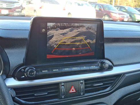 Used 2023 Kia Forte LXS image 15