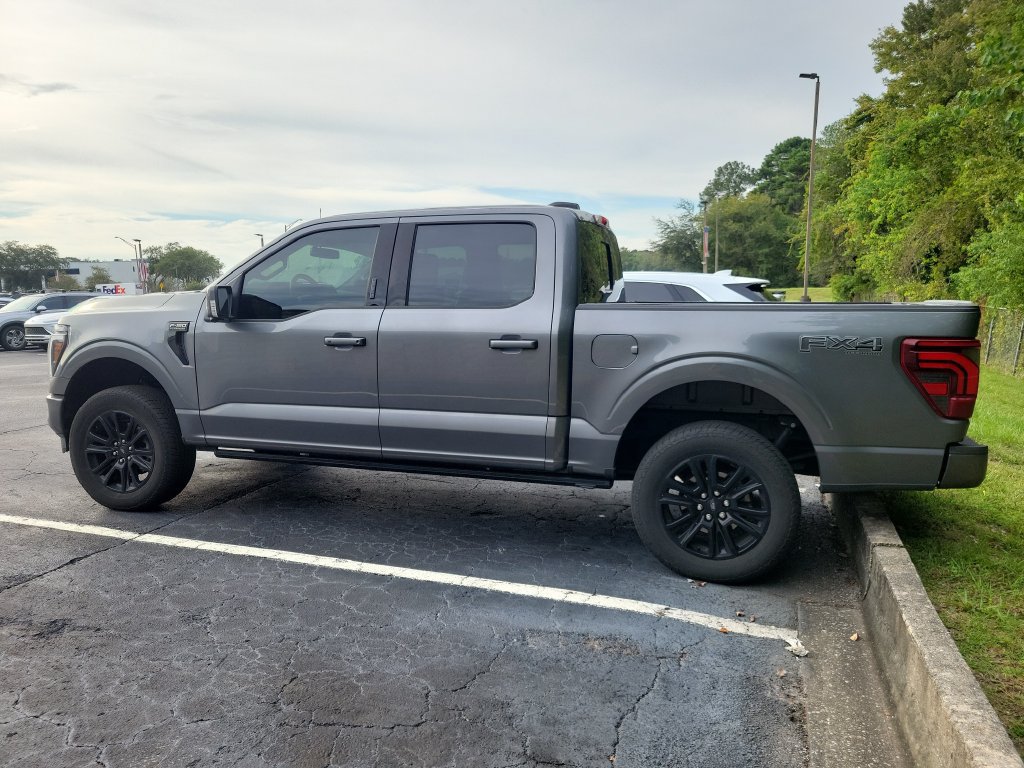 Used 2024 Ford F150 Platinum w/ Equipment Group 702A High AWD/4WD image 4