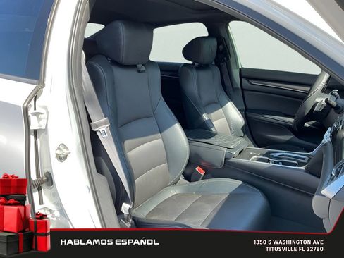 Used 2018 Honda Accord Sport image 24