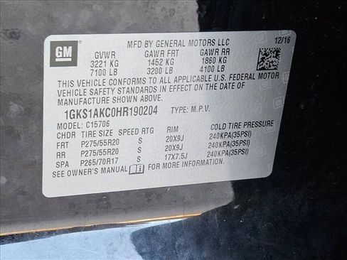 Used 2017 GMC Yukon SLE w/ SLE Value Package image 25