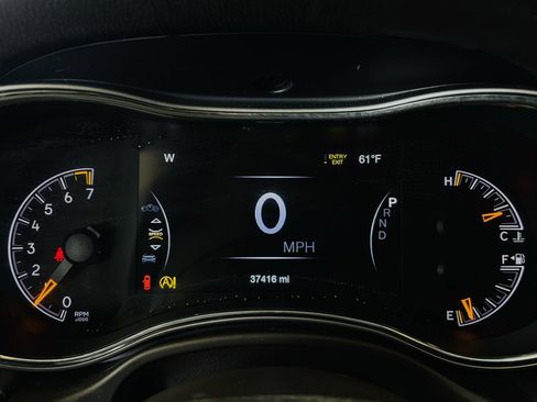 Used 2020 Jeep Grand Cherokee Overland AWD/4WD image 44