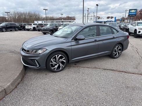 New 2026 Volkswagen Jetta SEL image 10