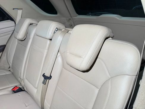 Used 2012 Mercedes-Benz ML 350 BlueTEC 4MATIC image 27