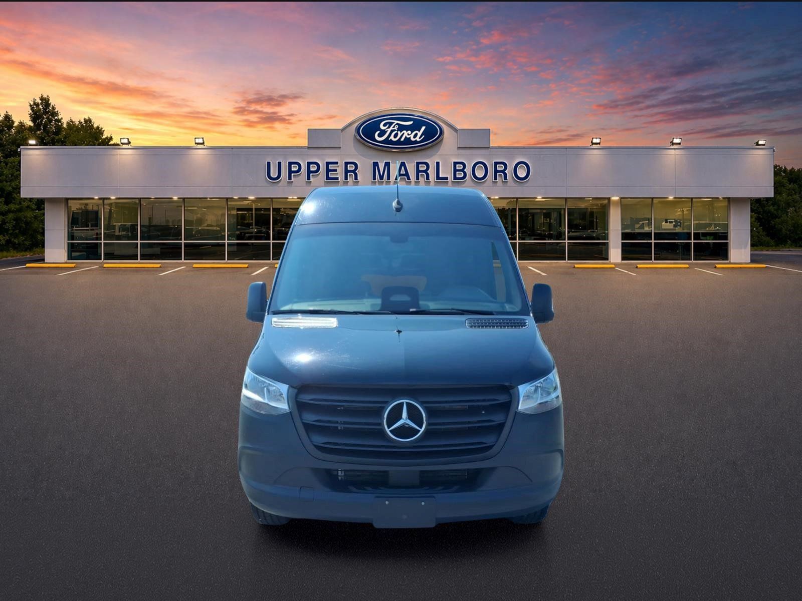 Used 2025 Mercedes-Benz Sprinter 2500 image 2