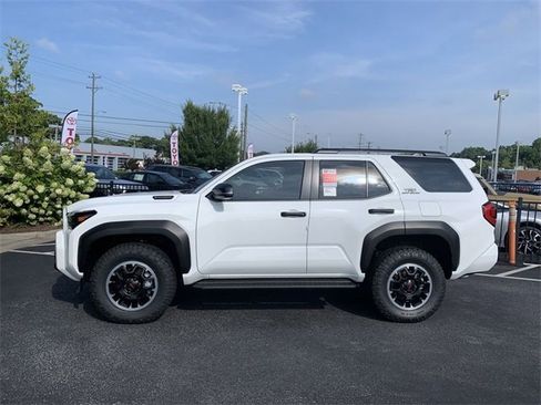 New 2025 Toyota 4Runner TRD Off-Road image 4