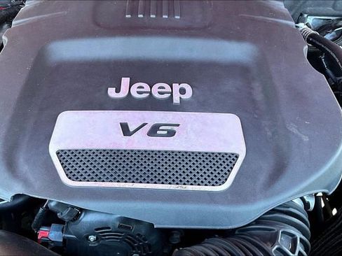 Used 2014 Jeep Wrangler Unlimited Sport w/ Quick Order Package 23S image 26