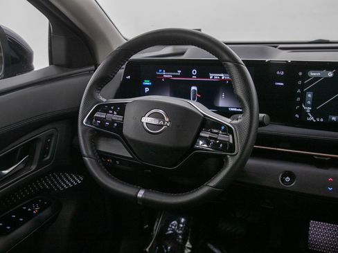 Used 2023 Nissan Ariya FWD image 14