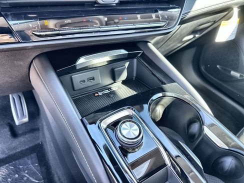 New 2026 Buick Envision Sport Touring image 27