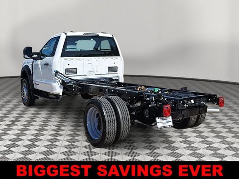 New 2025 Ford F550 4x4 Regular Cab Super Duty image 5