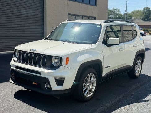 Used 2021 Jeep Renegade Latitude FWD image 1