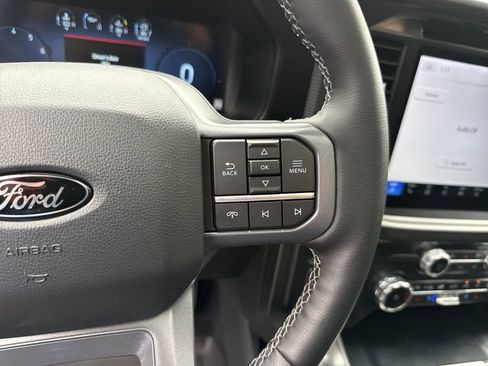Used 2025 Ford F150 Lariat w/ Equipment Group 502A High AWD/4WD image 25