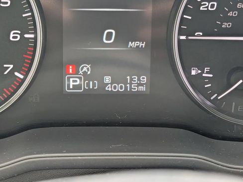 Used 2024 Subaru Crosstrek 2.0i Premium AWD/4WD image 18