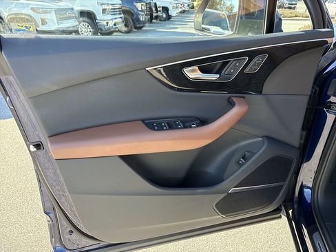 Used 2021 Audi Q7 3.0T Premium Plus image 24