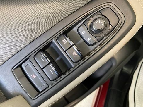 Certified 2023 Subaru Forester Premium AWD/4WD image 11