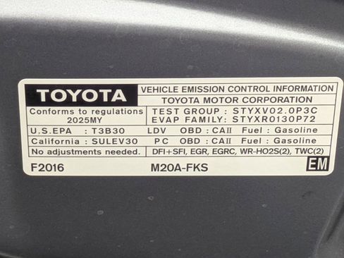 Used 2025 Toyota Corolla LE image 23