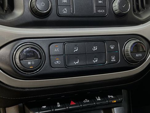 Used 2019 GMC Canyon SLE w/ Driver Alert Package image 26