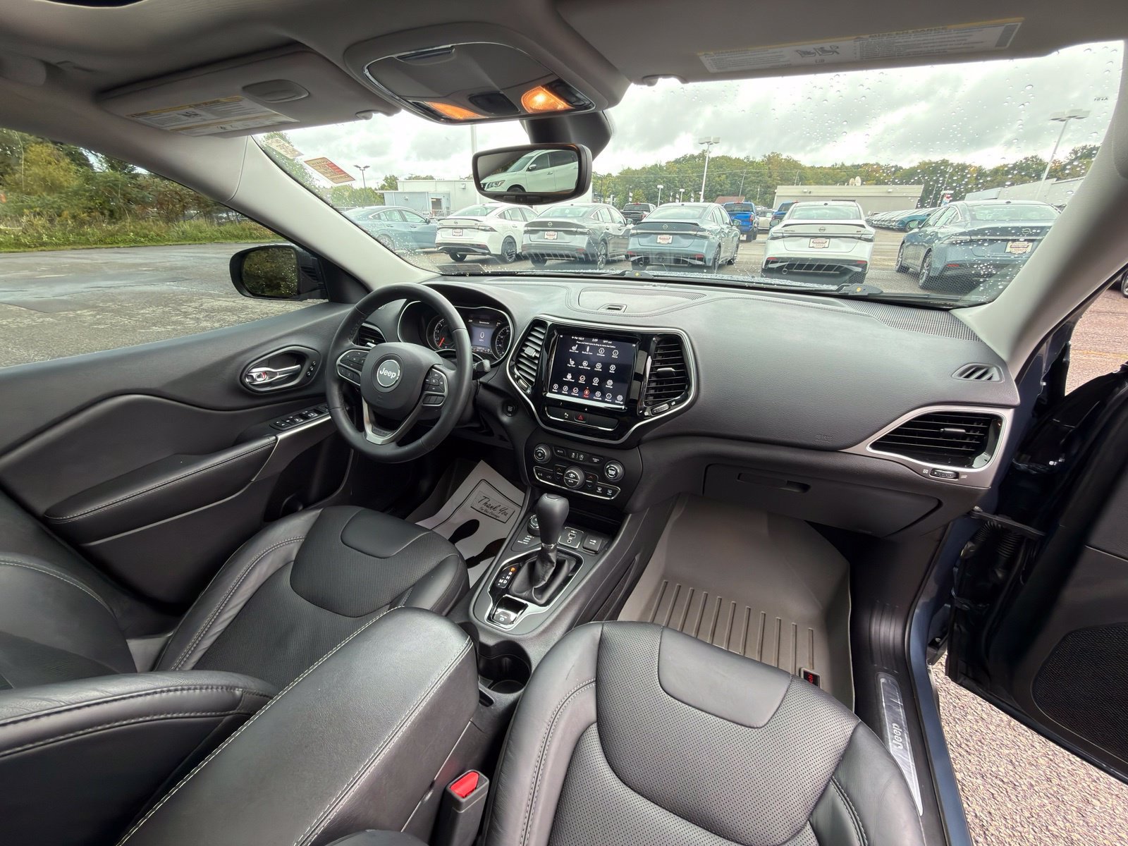 Used 2019 Jeep Cherokee Limited AWD/4WD image 44
