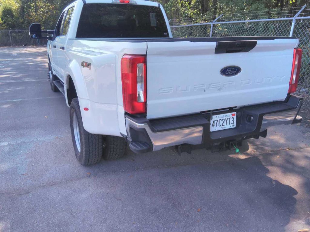 Used 2026 Ford F350 XLT AWD/4WD image 2