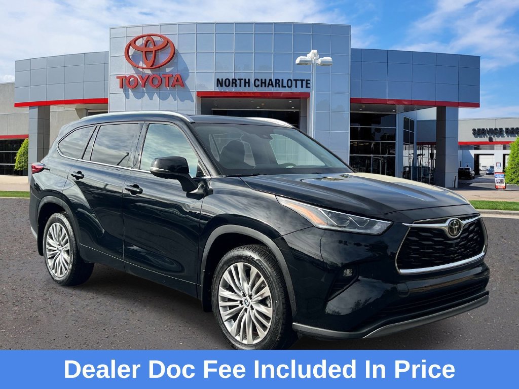 Used 2023 Toyota Highlander Platinum FWD 360° Tour