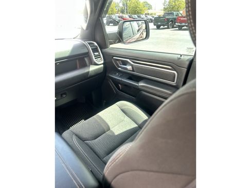 Used 2020 RAM 1500 Big Horn AWD/4WD image 11