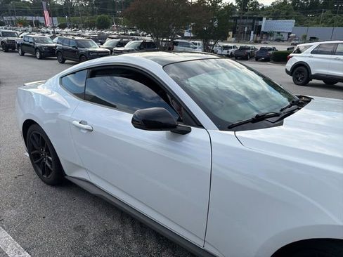 Used 2024 Ford Mustang Premium RWD image 9