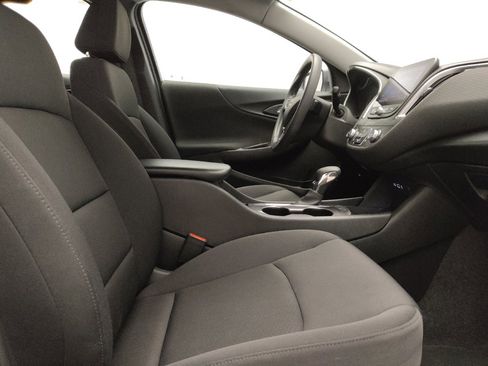 Used 2022 Chevrolet Malibu LS FWD image 21