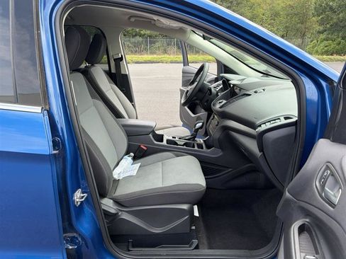 Used 2019 Ford Escape SE FWD image 16