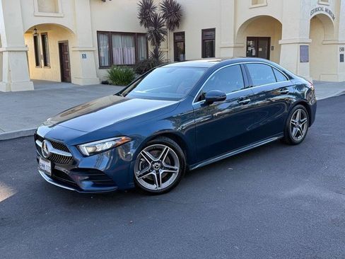Used 2019 Mercedes-Benz A 220 image 3