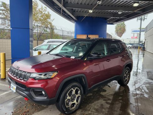 Used 2022 Jeep Compass Trailhawk w/ Sun and Sound Group image 27