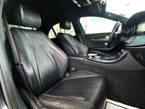 Used 2017 Mercedes-Benz E 300 image 10