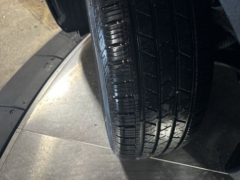 Certified 2025 Kia Sorento EX w/ EX Panoramic Sunroof Package image 14