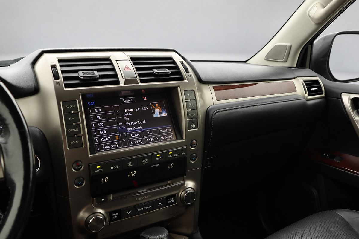 Used 2014 Lexus GX 460 Luxury AWD/4WD image 33