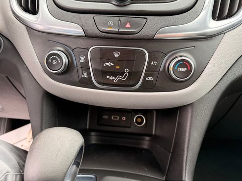 Used 2024 Chevrolet Equinox LS w/ LPO, Floor Liner Package image 24