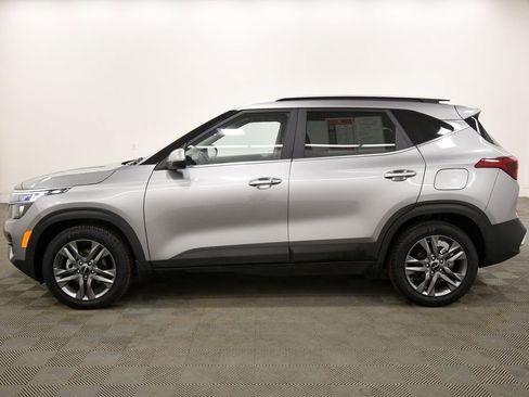 Certified 2023 Kia Seltos S w/ Navigation Package image 4