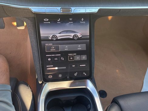 Used 2024 Lucid Air Touring AWD/4WD image 13