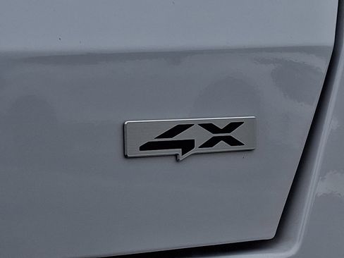 Certified 2025 Kia Sorento S w/ Panoramic Sunroof Package image 30