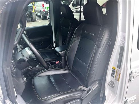 Used 2021 Jeep Wrangler Unlimited Sahara w/ Uconnect 4C Nav & Sound Group AWD/4WD image 20